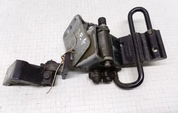 Audi A6 S6 C5 4B Rear door hinge set 4B0833412B