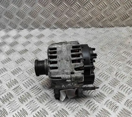 Volkswagen PASSAT B8 Generator/alternator 03L903023L