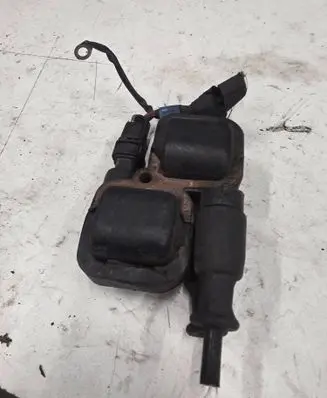 Mercedes-Benz A W168 High voltage ignition coil A0001587803