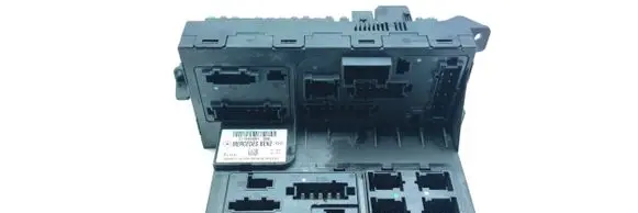 Mercedes-Benz E W211 SAM control unit 2115453901