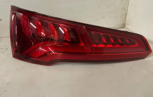 Audi Q5 SQ5 Tailgate rear/tail lights 0800916Y08 891093L8