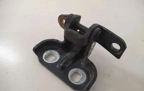Opel Astra J Rear door upper hinge