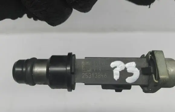 Opel Astra G Fuel main line pipe 25313846