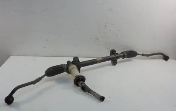 Hyundai i30 Steering rack 565002L201