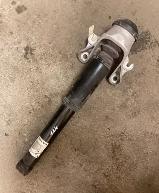 Volvo XC60 Rear shock absorber/damper P32213635 32213635