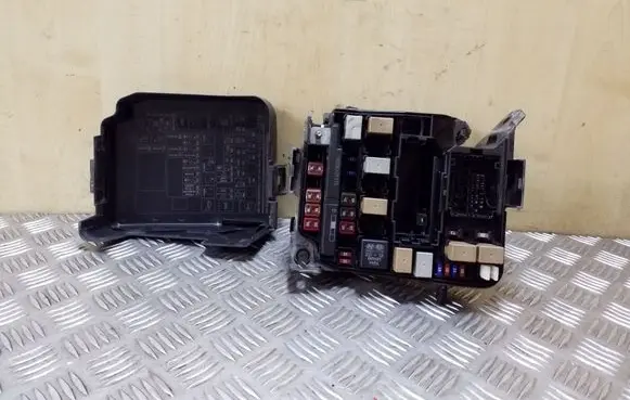 Hyundai i40 Fuse box set 919503Z731 912033Z180 919503X510