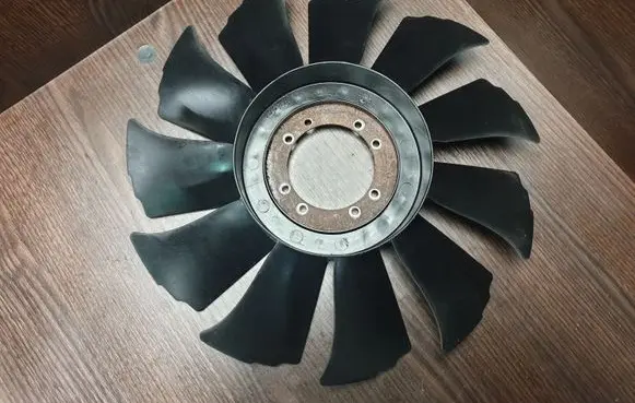 Iveco Daily 35 - 40.10 Fan impeller 50402464