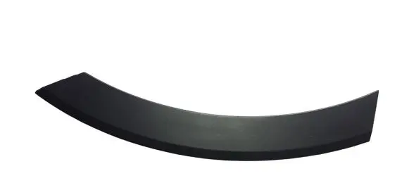 Rear fender molding trim