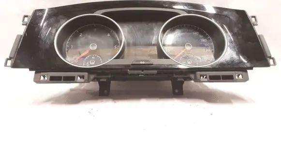 Volkswagen Golf VII Speedometer (instrument cluster) 5G0920860A