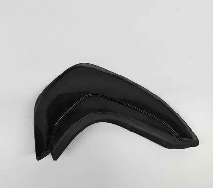 BMW 1 F40 Rear door trim (molding) 7474002