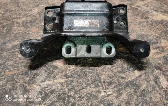 Skoda Octavia Mk3 (5E) Gearbox mount 5Q0199555S