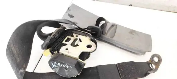 Audi A6 S6 C5 4B Front seatbelt 4B0857706A 560575800A