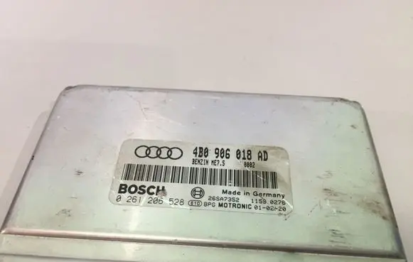 Audi A6 S6 C5 4B Engine control unit/module 4B0906018AD 0261206528