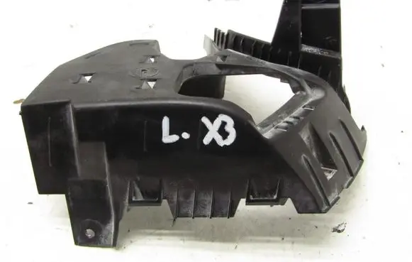 BMW X3 F25 Seat belt trim 
