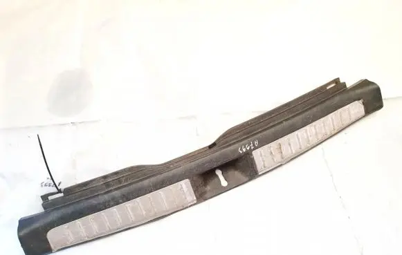 Toyota Avensis T250 Other trunk/boot trim element 5838705090 58387-05090