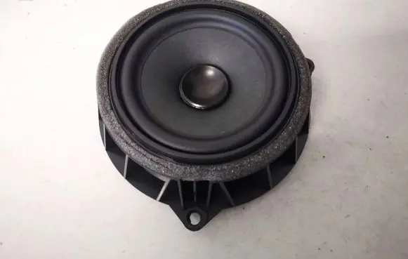BMW X5 F15 Front door speaker 9286366 6513928636601