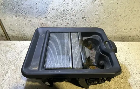 Ram 1500 Cup holder 51317A 07231