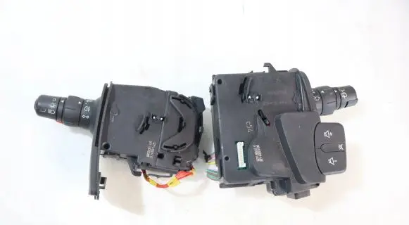 Renault Clio III Light switch