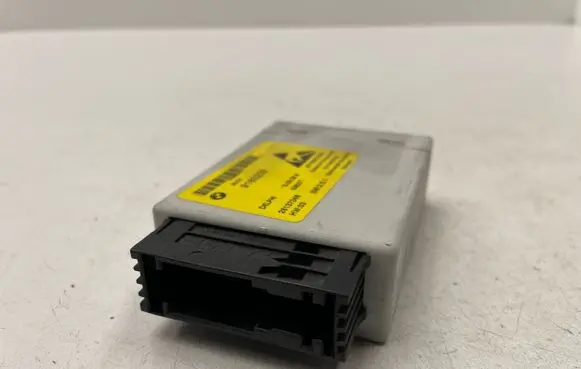BMW 5 E60 E61 Center console control module 9183233 28137346 596271