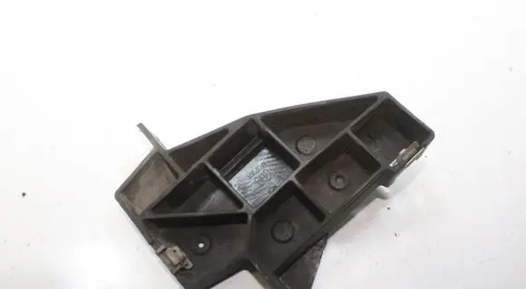 Jeep Cherokee Radiator support slam panel bracket 68224504AA