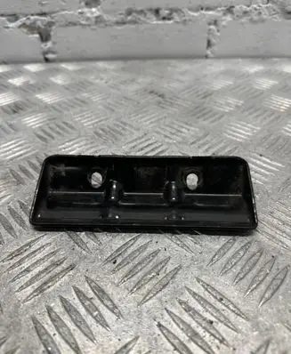 Battery bracket