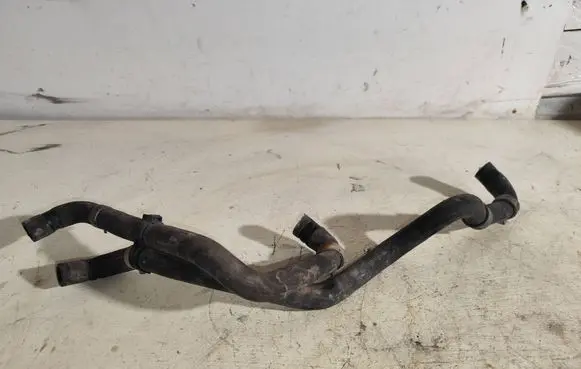 Nissan Primera Engine coolant pipe/hose