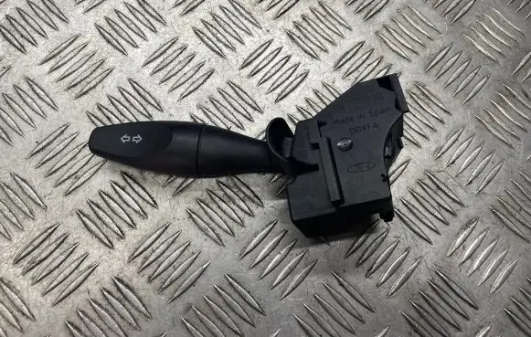 Ford Focus Indicator stalk 98AG1335AG