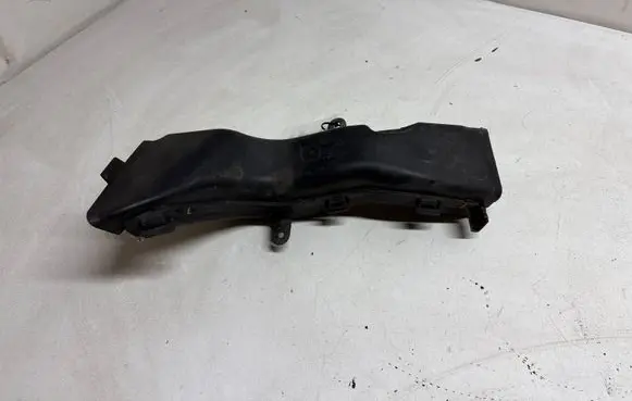 BMW 2 F22 F23 Intercooler air guide/duct channel 8054416