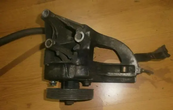 Renault Megane I Power steering pump