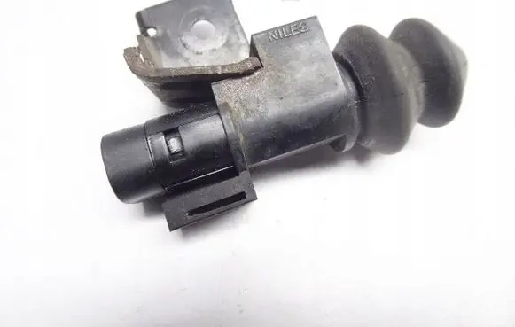Nissan Qashqai Bonnet alarm switch sensor 