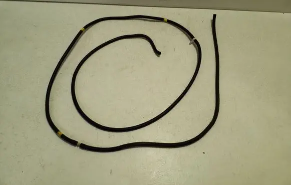 Bentley Continental Windshield washer fluid hose 