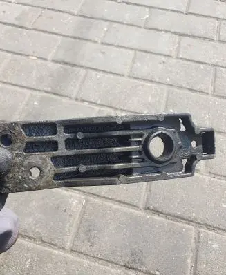 Opel Insignia A Radiator mount bracket