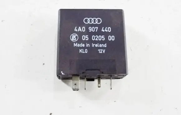 Audi A6 S6 C5 4B Other relay 4a0907440