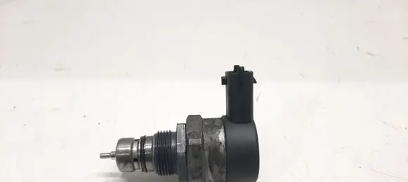 Fuel pressure sensor