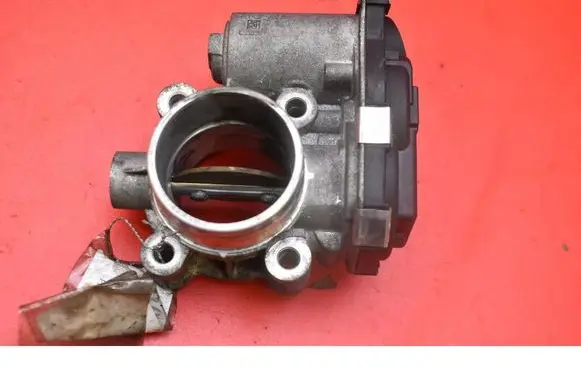 Opel Insignia A Throttle body valve 55496779AA