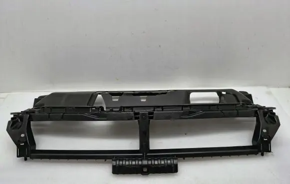 Peugeot 308 Radiator support slam panel