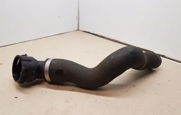 Audi A8 S8 D4 4H Engine coolant pipe/hose 4H0122101D 4H0122293B