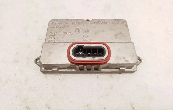 Mercedes-Benz E W211 Headlight ballast module Xenon 5DV00829000