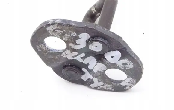 Mitsubishi Galant Tailgate lock loop/hook striker 