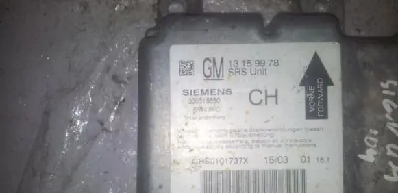 Opel Signum Airbag control unit/module 13159978 330518650