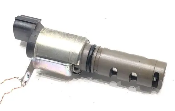 Toyota RAV 4 (XA40) Camshaft position sensor 337010