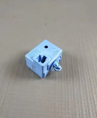 Toyota C-HR I Horn buzzer relay 8665250010 0689004430