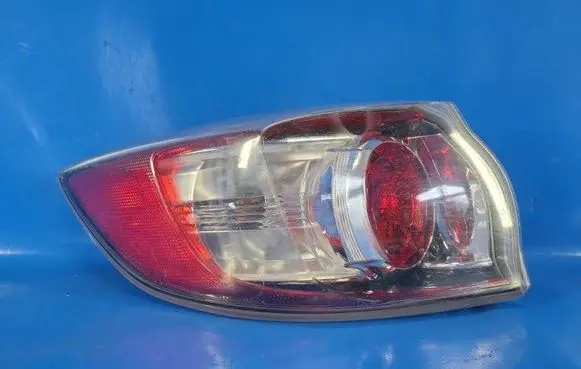 Mazda 3 II Boot/trunk interior light BBN751160