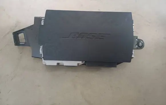 Audi Q7 4L Sound amplifier 4L0035223H 3234000070