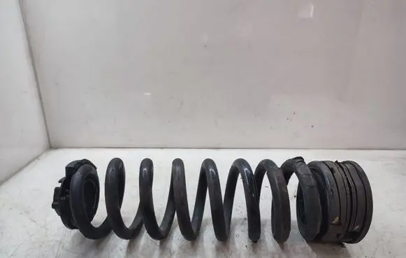 Mercedes-Benz ML W166 Rear coil spring