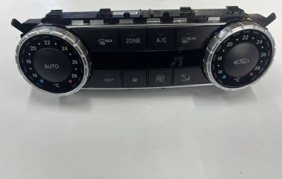 Mercedes-Benz C W204 Climate control unit A2049004312 411300 Q01HW3810
