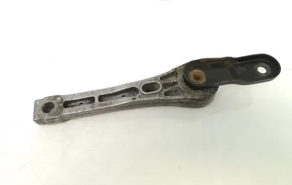 Volkswagen PASSAT B6 Engine mount bracket 3C0199855J