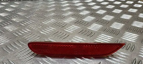 Nissan X-Trail T32 Rear tail light reflector 25018165