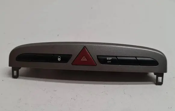 Peugeot 308 Hazard light switch 9659215177 03069010 07320