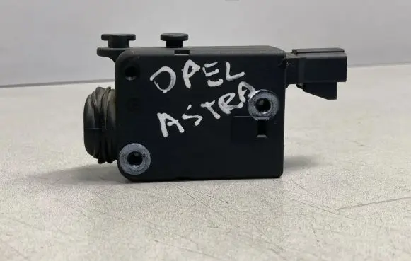 Opel Astra G Central locking motor 90460062 1101215
